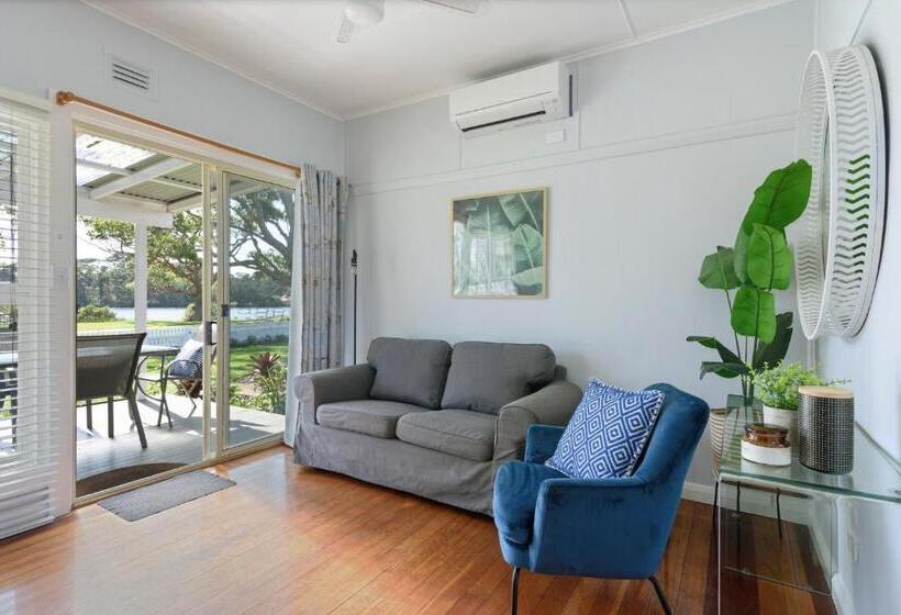 Bungalow Standard, Calm Waters Waterfront Cottages