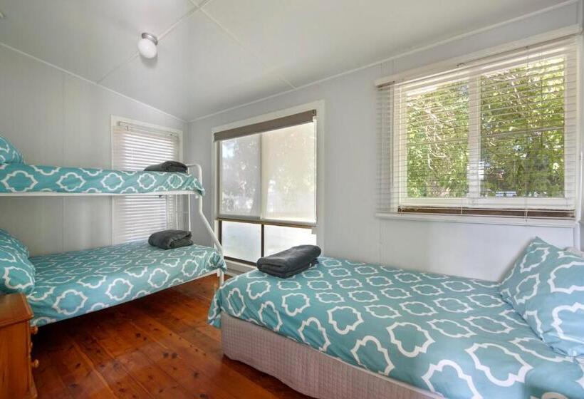 בונגלו סטנדרט עם נוף לגינה, Calm Waters Waterfront Cottages