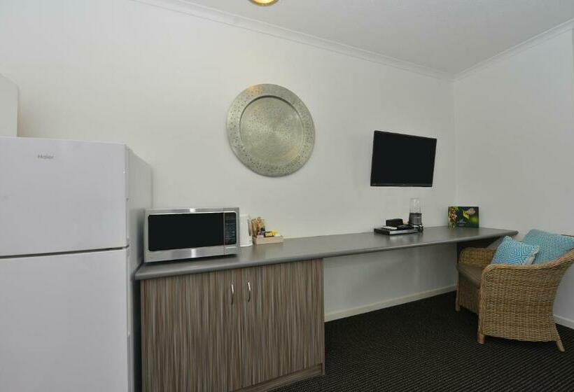 اتاق لوکس با تخت بزرگ, Sonia S At Ramada Resort Free Wifi & Netflix