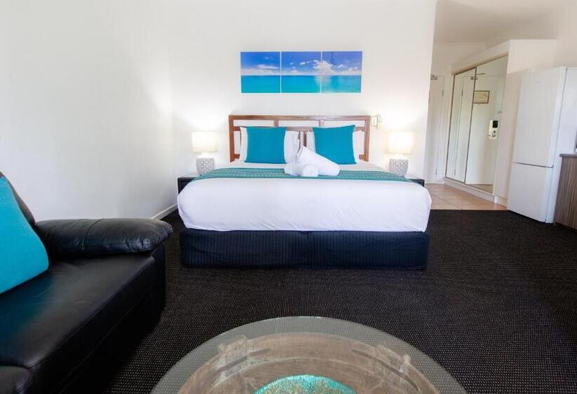 اتاق لوکس با تخت بزرگ, Sonia S At Ramada Resort Free Wifi & Netflix