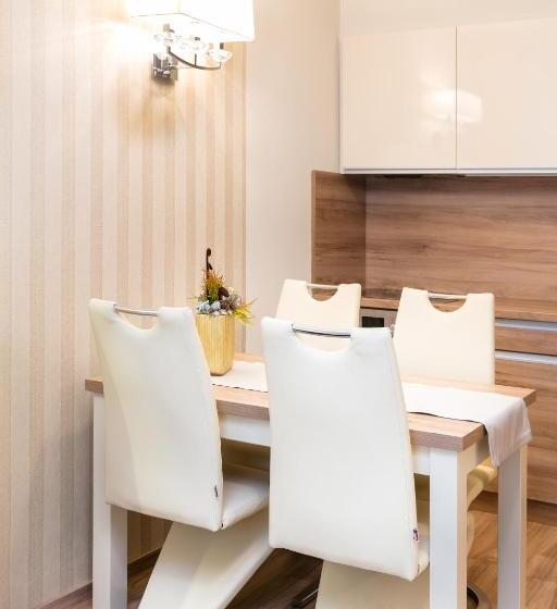 １ベッドルームアパートメント, Főtér Rezidencia 2