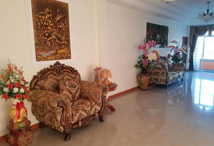 スタンダード４人部屋, Zone Stations  That Phanom