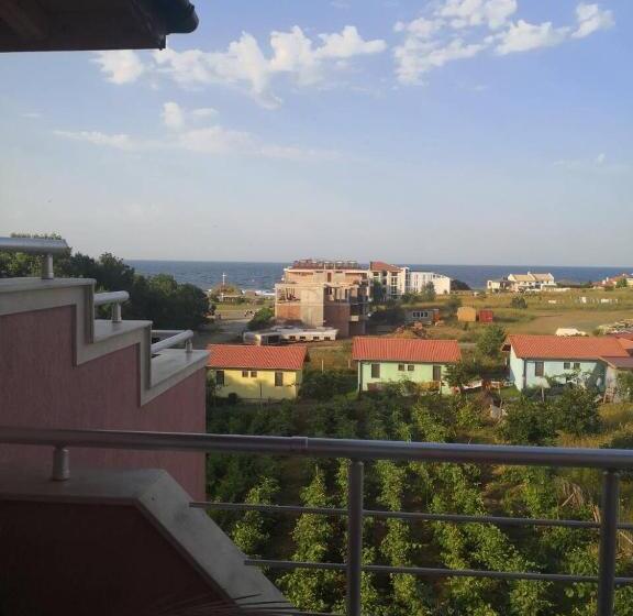 דירת חדר נוף לים, свети кирил лозенец