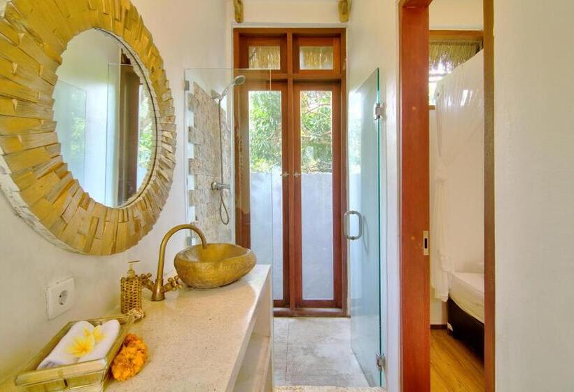 발코니 디럭스 룸, Sannyas Boutique