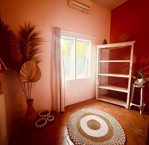 스탠다드 룸 킹사이즈 침대, Sannyas Boutique