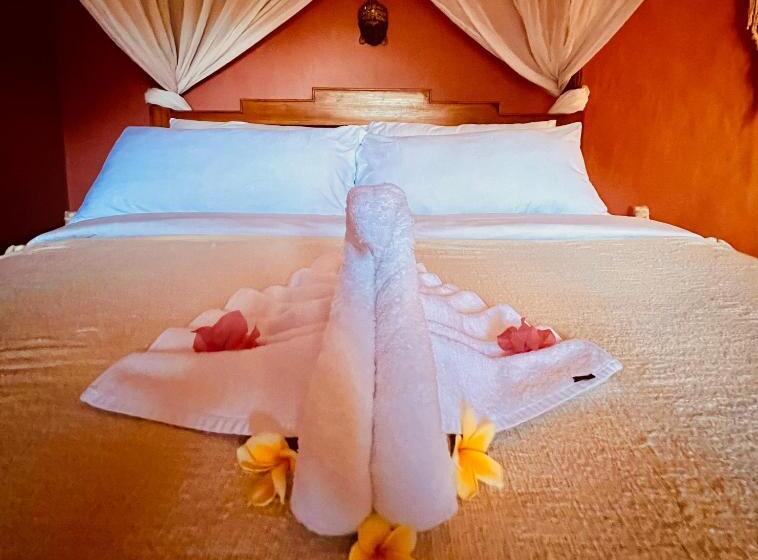 스탠다드 룸 킹사이즈 침대, Sannyas Boutique