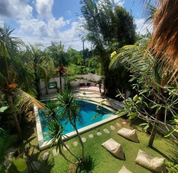 발코니 디럭스 룸, Sannyas Boutique