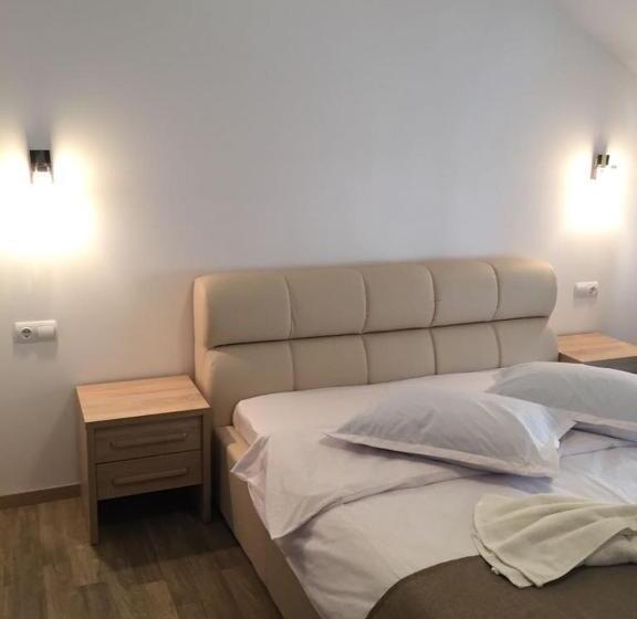 Номер Стандарт, Pensiunea Ok