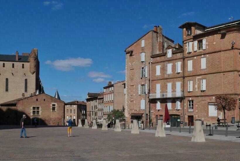 スタンダードルーム, Chambre D Elvire