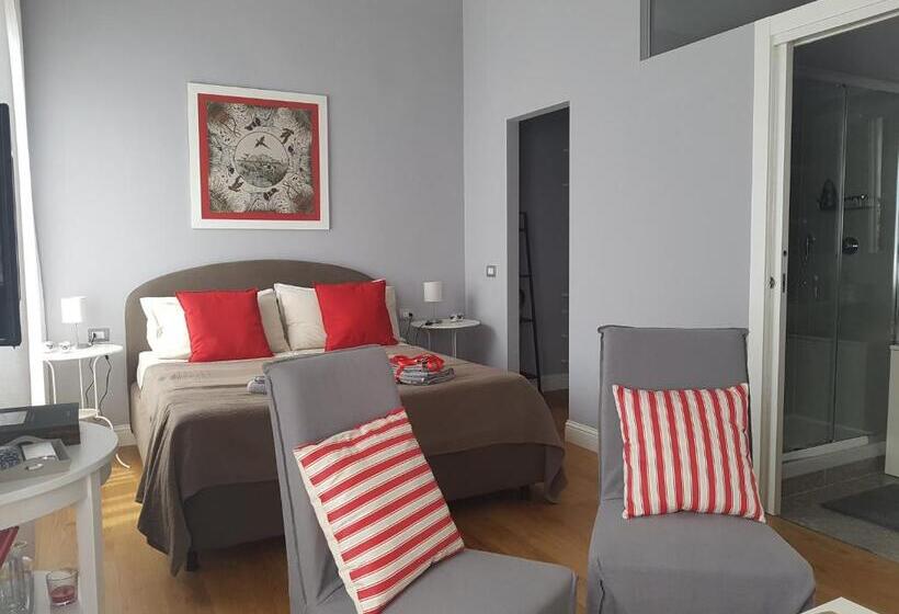 اتاق خانوادگی, Casa Rachele