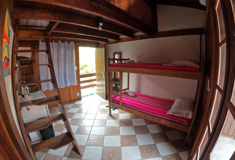 غرفة قياسية رباعية مزودة بشُرفة, Morada Da Xica