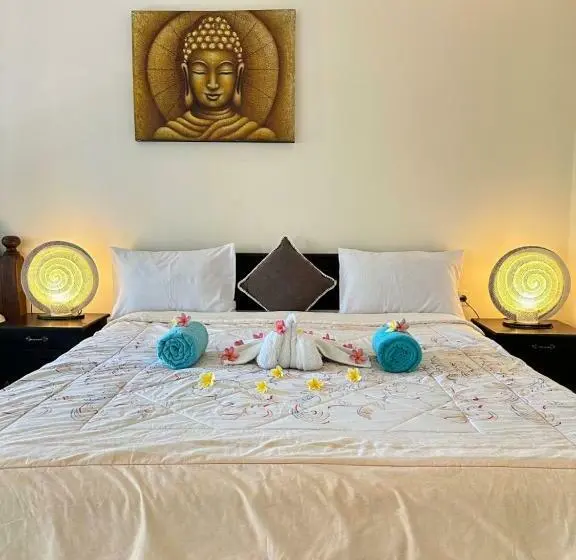 Deluxe Kolmen Hengen Huone Merinäkymä, Sanshikirana House Lovina