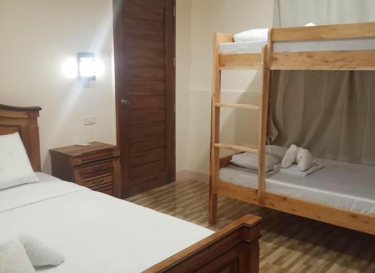 اتاق سوپریور, Tagbalayon Lodging House