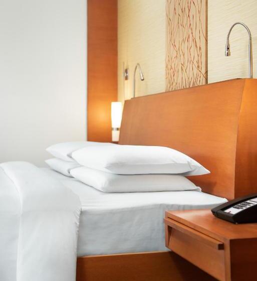 Номер бизнес-класса, Hyatt Pune