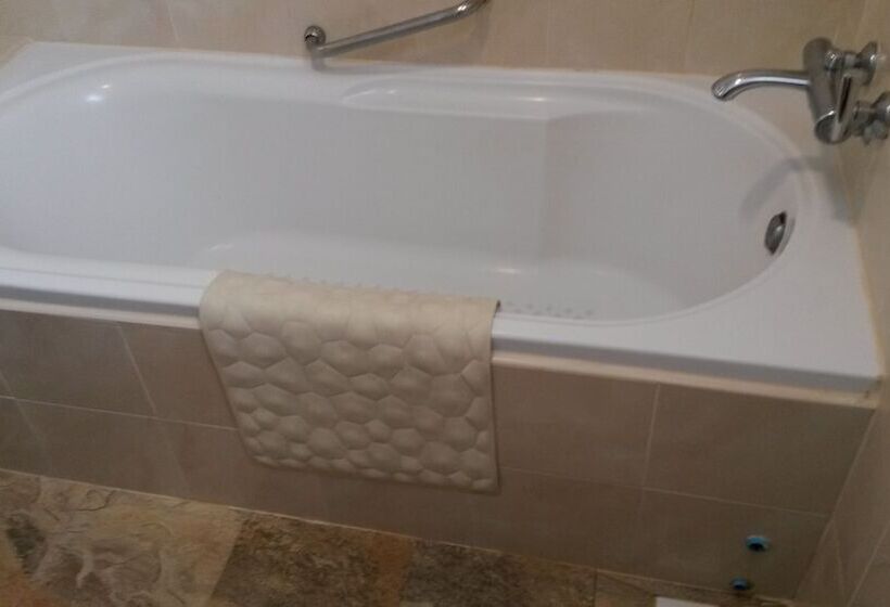 اتاق سوپریور, Sabai Inn