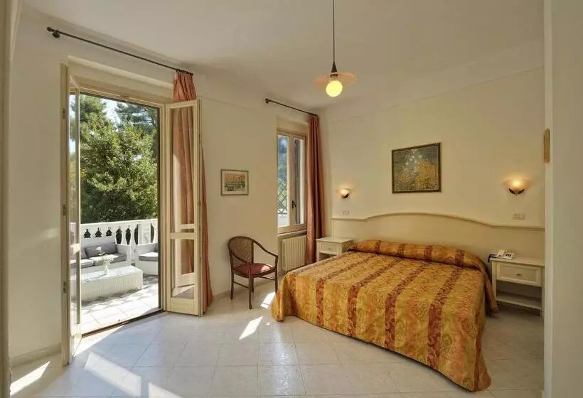 Suite with Terrace, Park Hotel Villa Maria