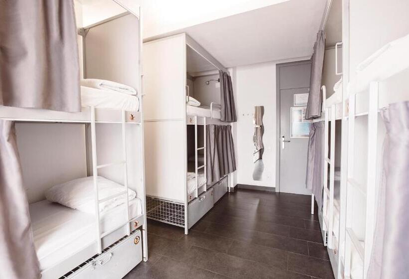 Lit en Chambre Commune, St Christopher's Inn Barcelona