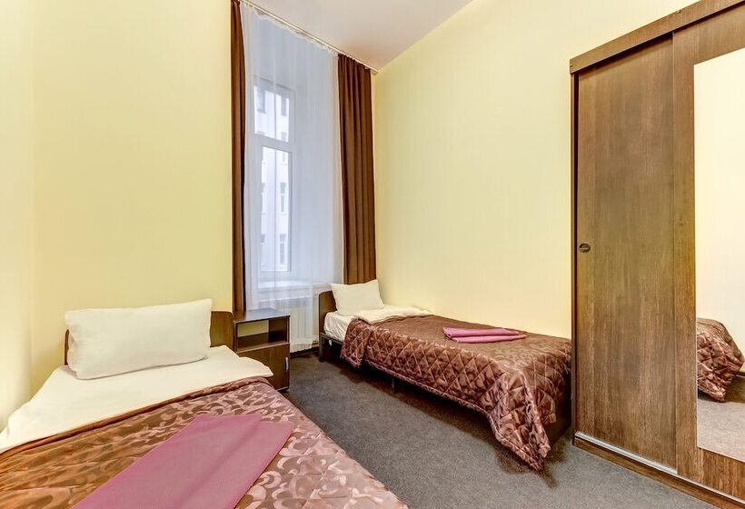 Quarto Economy, Superhostel On Nevskiy 95