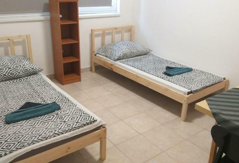 스탠다드 룸 공동 욕실, Azure House