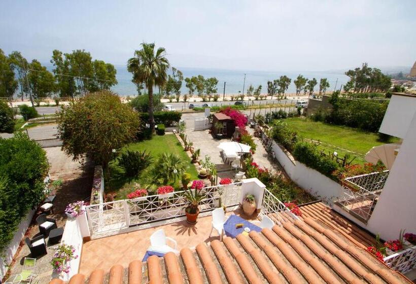 Triple Room Sea View, B&b L Orizzonte