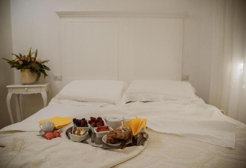 اتاق استاندارد با تخت بزرگ, B&b L Orizzonte