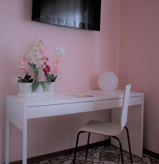 اتاق استاندارد, B&b Rosa