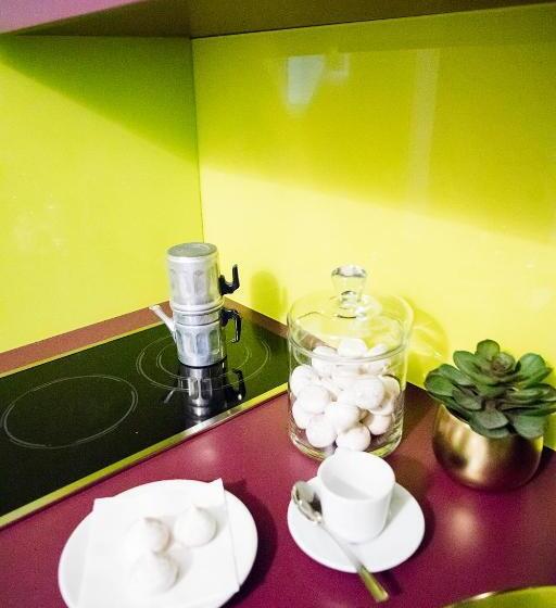 اتاق لوکس چهار تخته, Bb Casamatta