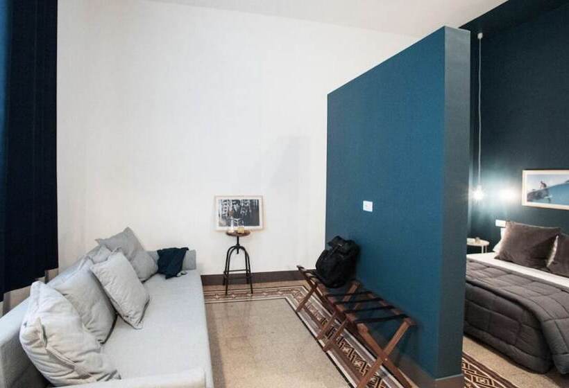 سوییت خانوادگی, Bb Casamatta