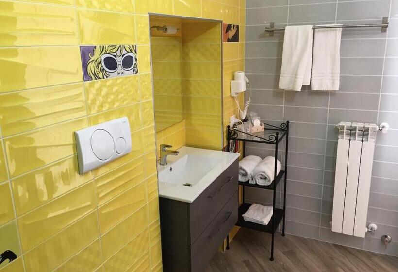 اتاق لوکس, Residenza Murat