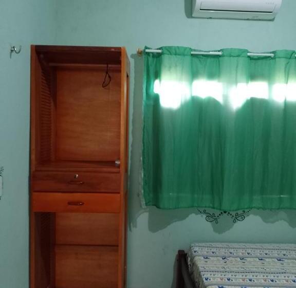 スタンダードトリプルルーム, Caju Hostel