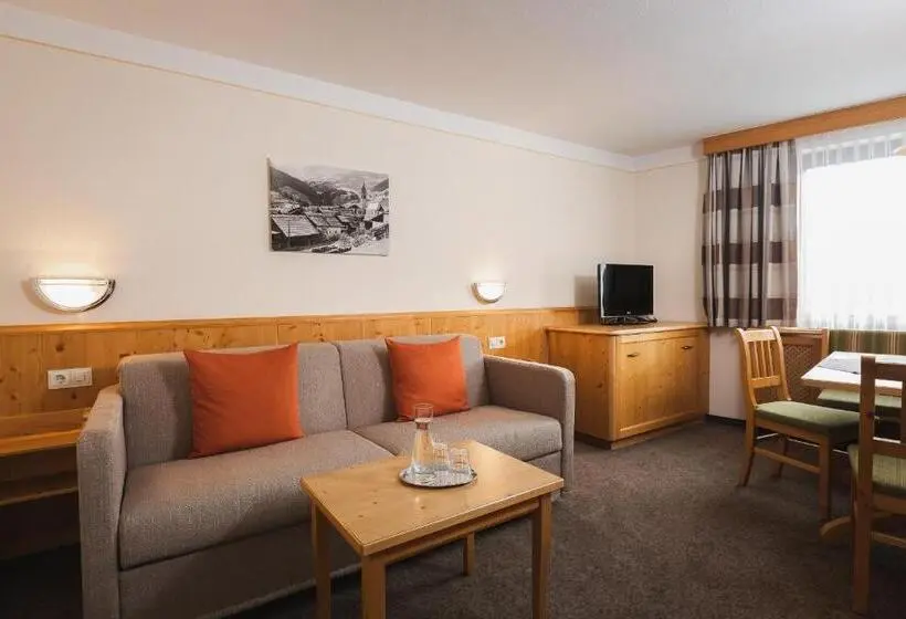 آپارتمان 1 خوابه, Apart Pension Moos