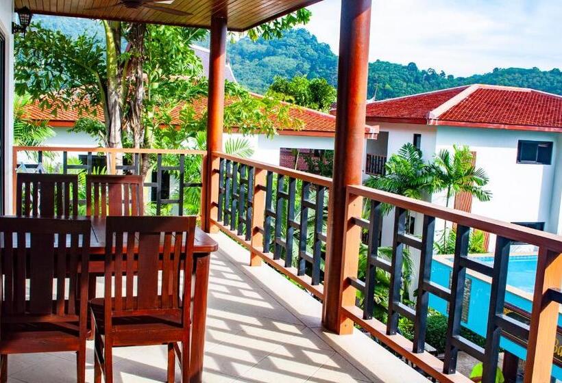 Sviitti Merinäkymä, Baan Chom View Kamala Sha Plus