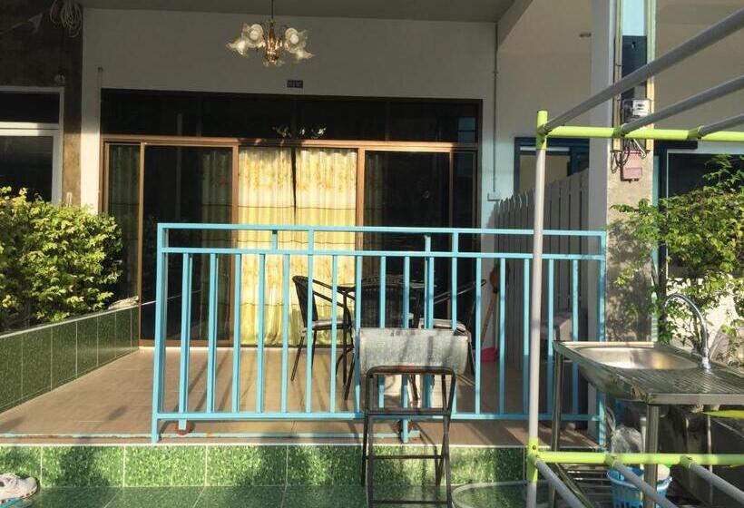 2ベッドルームハウス, Baan Aomsub