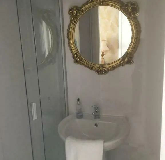 Standard-huone King-vuode, Bluebells Guest House