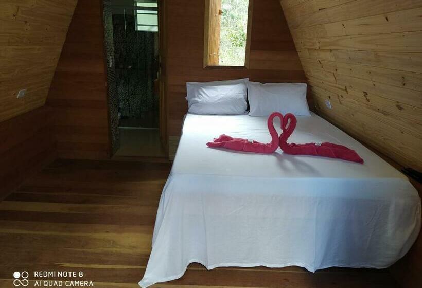 کلبه ییلاقی, Chalés E Camping Do Robinho 1