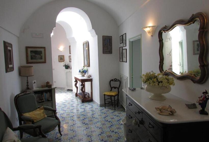 Номер Стандарт Вид на Море с Балконом, Domus Claudia