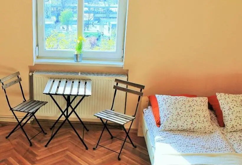 חדר סטנדרט חדר אמבטיה משותף, Lidi Guesthouse