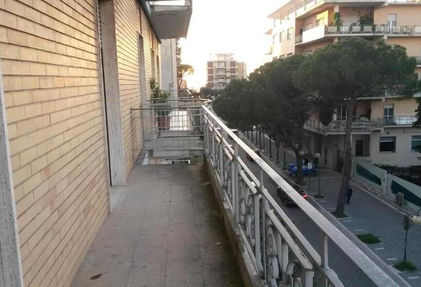 اتاق استاندارد با سرویس بهداشتی مشترک, ççç Matera Short Term Rooms ççç