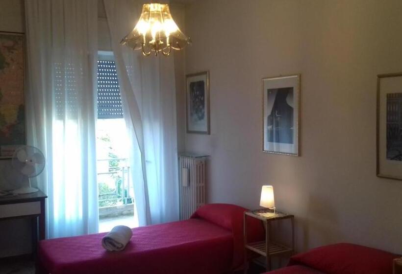 带共用浴室的标准房间, ççç Matera Short Term Rooms ççç