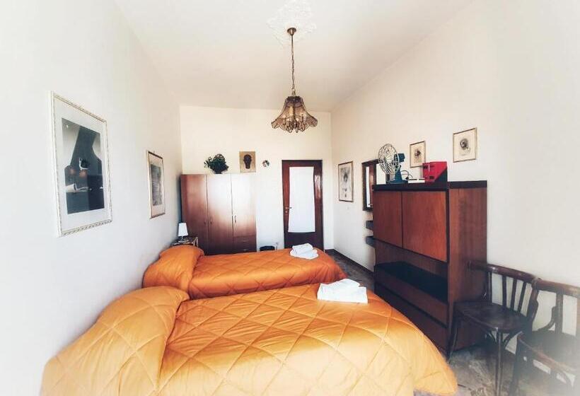 带共用浴室的标准房间, ççç Matera Short Term Rooms ççç