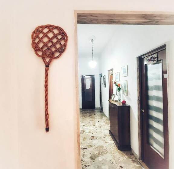 标准三人间共用浴室, ççç Matera Short Term Rooms ççç