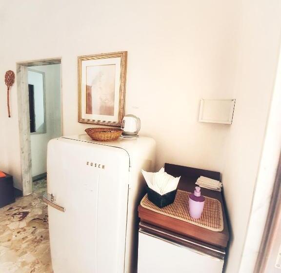 标准三人间外部浴室, ççç Matera Short Term Rooms ççç