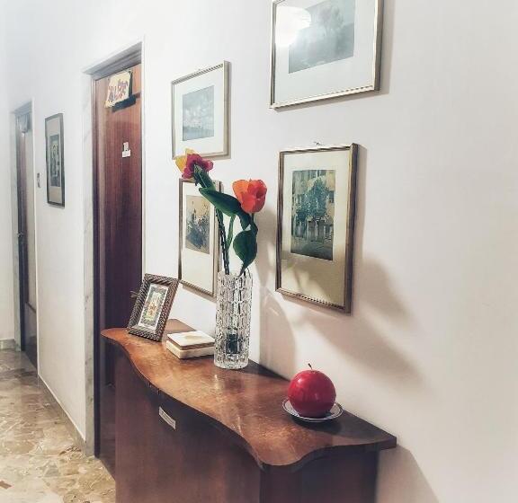 标准三人间外部浴室, ççç Matera Short Term Rooms ççç