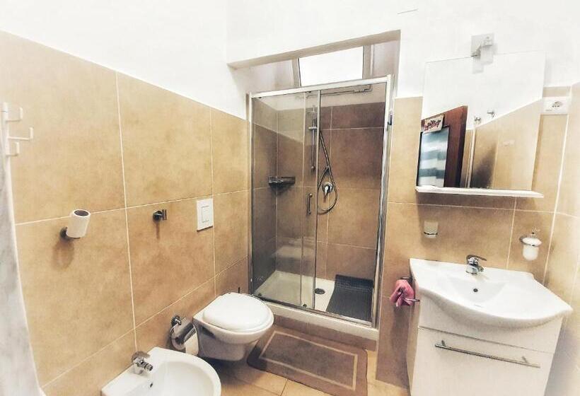 带共用浴室的标准房间, ççç Matera Short Term Rooms ççç