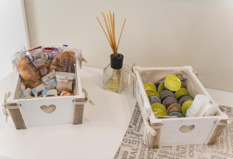 标准工作室带阳台, Residence Del Sole Manfredonia