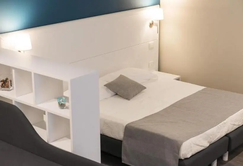 ファミリーステューディオ, Residence Del Sole Manfredonia
