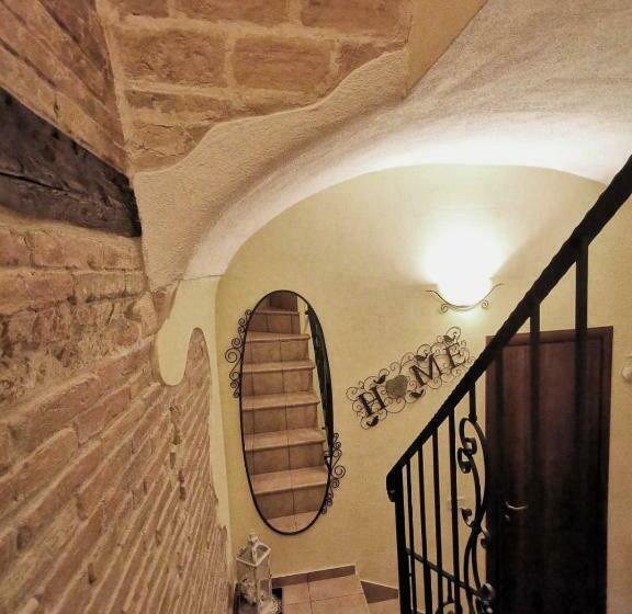 חדר דלוקס לשלושה, B&b Alexander