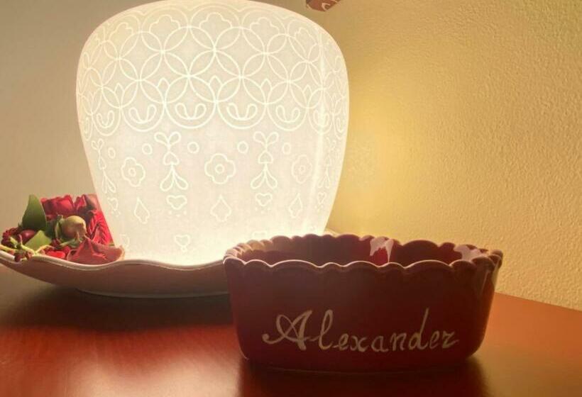 חדר דלוקס לשלושה, B&b Alexander