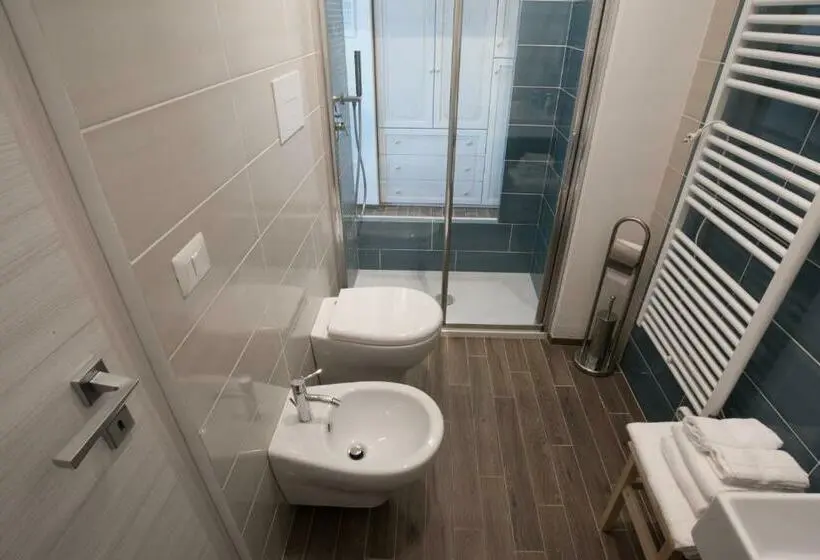 اتاق لوکس, B&b Villamarea