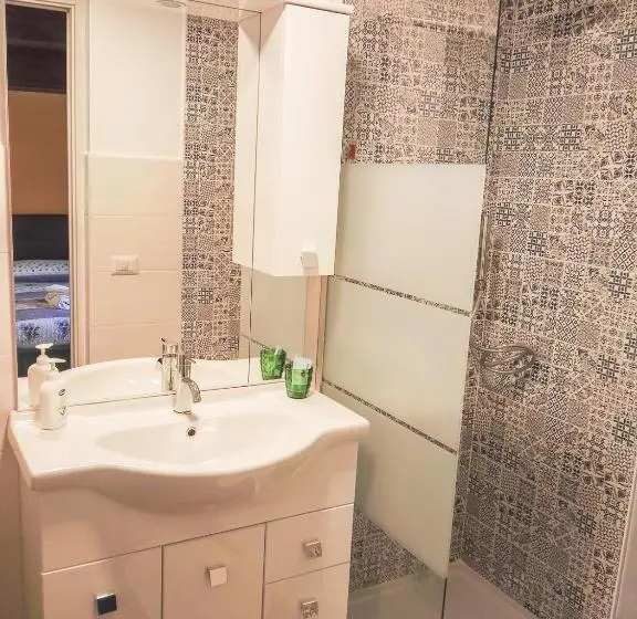 اتاق استاندارد, B&b Villamarea